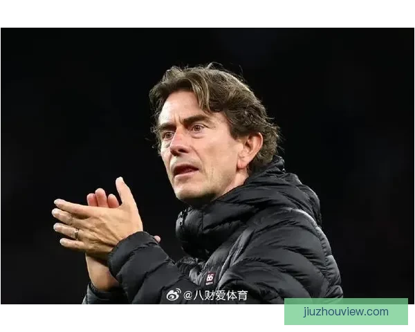 英媒称弗兰克下课预兆显现于中场 热刺高层曾密谈讨论换帅问题
